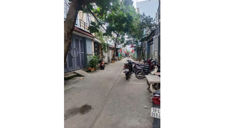 Bán nhà 60m², 4PN, 4WC, 4.9 tỷ, Hương lộ 2, Bình Trị Đông, Bình Tân